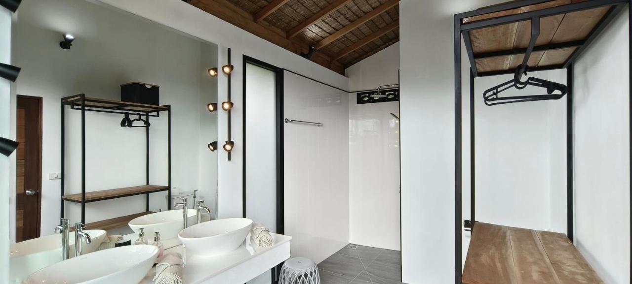 Villa On The Rock - 360 Bay View Thong Sala Bagian luar foto