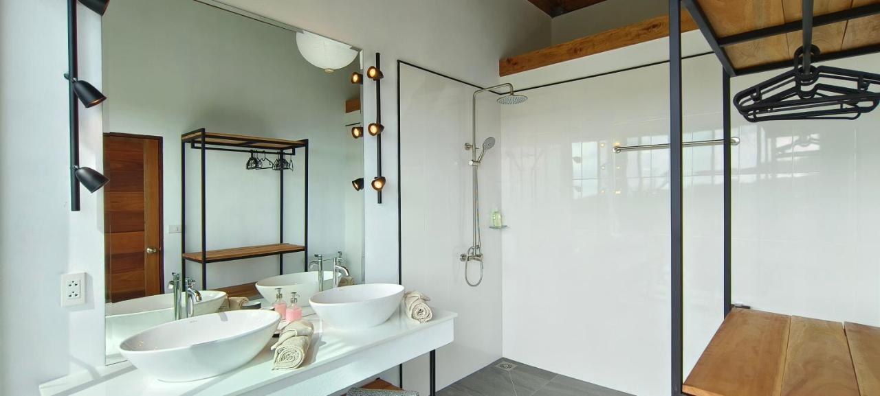 Villa On The Rock - 360 Bay View Thong Sala Bagian luar foto