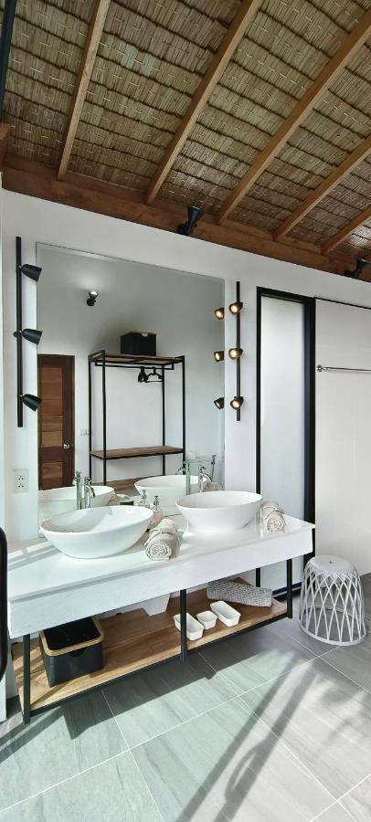 Villa On The Rock - 360 Bay View Thong Sala Bagian luar foto